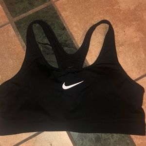 Sports bra